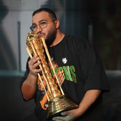 Streamer & YouTuber | Content Creator for @TeamFalconsGG | For ADs: fzx44ads@gmail.com - https://t.co/wUNoD95xNE