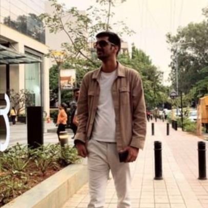 24, building @stackhell.io | sde @cred (newtap) | ex sde- @phonepe, @jpmorgan | pec cse'23 | chandigarh ❤️