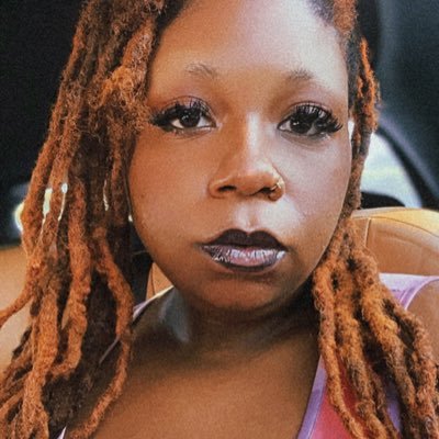 poet. writer. creative. hot mess. fatblkmystic. muva of some munchkins. pan & polyam asf. ✨• they/she • gotta pay me to shut up.🤞🏾• 💍