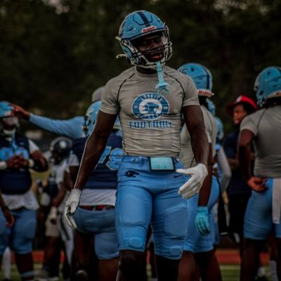 a_wrightnick's profile picture. Ath 🏈⚽️🏃🏾fb pos:ATH Soccer pos: GK/St CO27 Email:f.wrightnick@gmail.com #4708758864 Lovejoy Highschool GPA:4.3 6ft1 185lbs bench:270 squat:460 clean:250