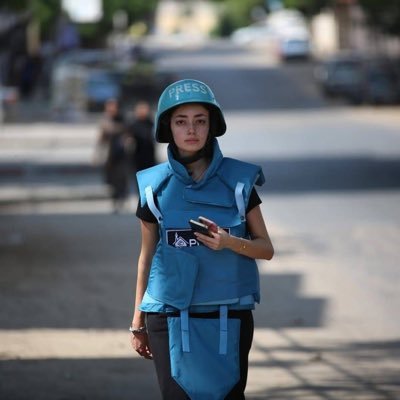 Journalist🇵🇸 Palestinian journalist 📍Gaza📰📺🎙️📝 Reporting for aljazeeraenglish Content Producer