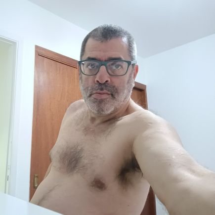 Não tenho o corpo padrão imposto pelo júri internacional da Internet