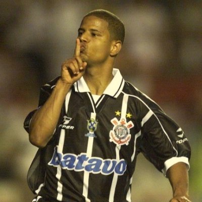 luccasdz9's profile picture. Descendente do cerrado. Torcedor do @Corinthians @Lakers @FURIA