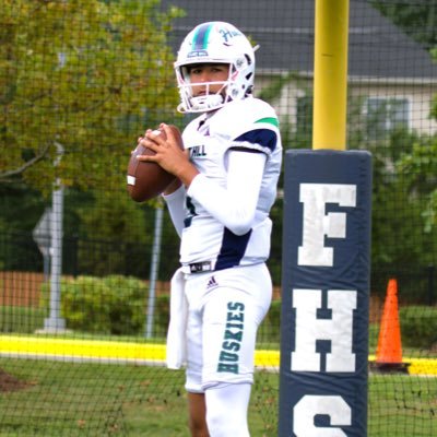 Flint Hill C/O ‘28 | QB 6’1 165 lbs | 3.94 GPA | NCAA ID: 2406326996 | Cell: 703-674-8246