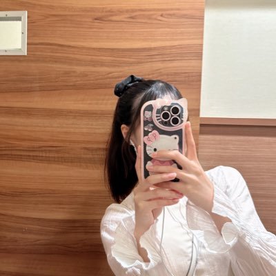 01 ¦ねぐせ。“@neguseofficial_” ¦2025.08.20~ 新規ですが仲良くしてください🙌- ̗̀🤝 ̖́-