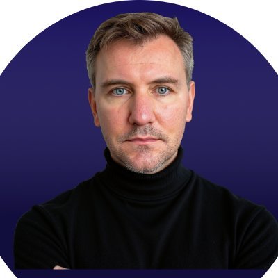 Expat writer & digital marketer. I help business owners attract serious clients. 15+ years of international experience GrowthGhost https://t.co/9D5qJFA9zD