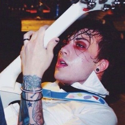 frank iero will pay | fanartist | saw linkin park 250212 green day 250225 xdh 250720 | sb to unfollow | 🍉