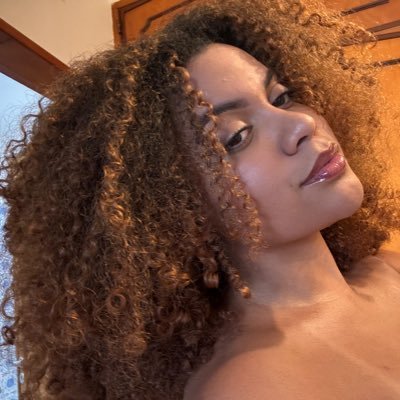 milleninhzx's profile picture. louca e sonhadora