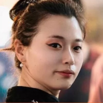 helmi_traveler's profile picture. 