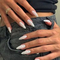 Lara (@lara2130083072) 's Twitter Profile