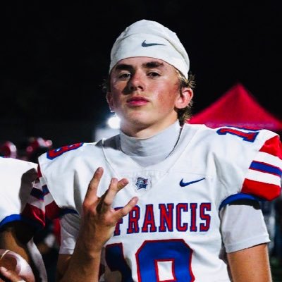 |C/O 2028 Qb|- Height/weight 6’ 165 |# 419-351-6199| Email- 281405@sfsknights.org | Toledo, Ohio| Saint Francis De Sales Highschool 3.5 GPA|