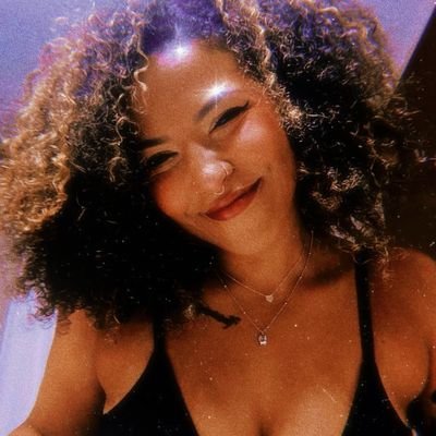ā.ā® Just a Friendly Cosmic Babe on a Mission ā® Made of Moondust & Other Magical Things ā®.āā RP. {Not Willow Nightingale}