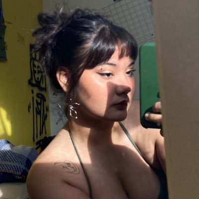 eu nasci com alma boêmia, tenho amor pela arte, substâncias entorpecentes, promiscuidade e garantido