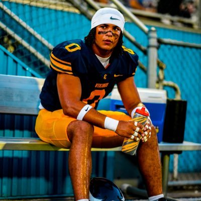 • 6ft 205lbs• 27’ @PCC_FOOTBALL•MLB|RB •GPA 3.8•#3 wrestler in the state 215lbs• Phone #412-716-1254