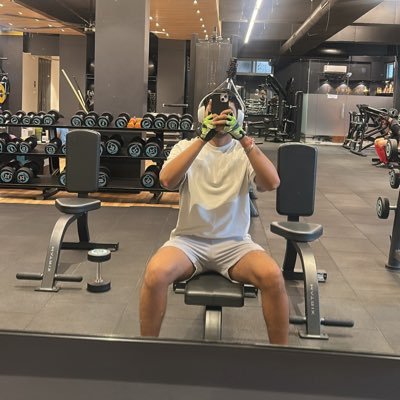 The_Shy_271's profile picture. Nothing worth having comes easy 🏳️‍🌈