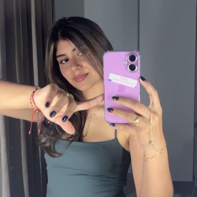 ashleiuk's profile picture. son estrellas en la noche de la mediocridad