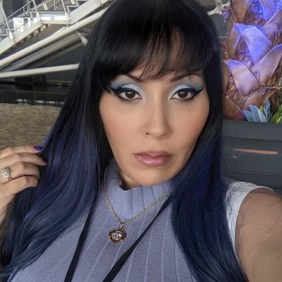 3D artist • Vegan • Fitness • Occasional fighting games • mom of two 👶🏼💜👼🏼
🕊️9.19.24-9.30.24🕊️ Sad birds can still fly ✧ @Argenrost ❤️🔥💍✧