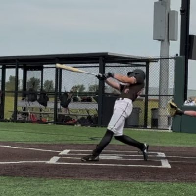 Valley High School 28’ Baseball, 3B/MIF/RHP R/R — 5’11 180 ✉️-515-444-8328