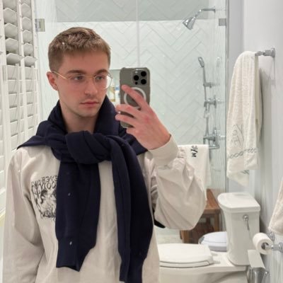 steven laundromat Profile