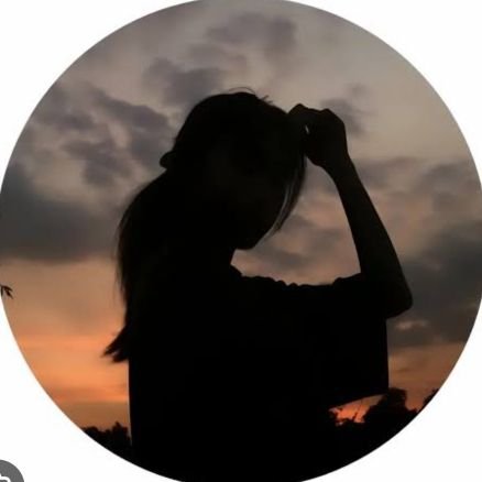 itssana519555's profile picture. 