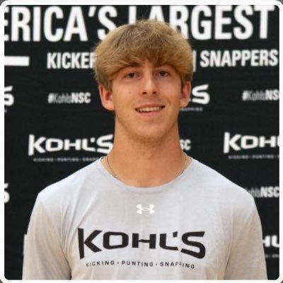 Houston High ‘27 | 4.5⭐️Punter 26th in the Nation, 2nd in TN / 4⭐️Kicker | 6’2 190 lbs | 3.8 GPA | 📱 (901) 422-2933 | NCAA ID: 2409408847
