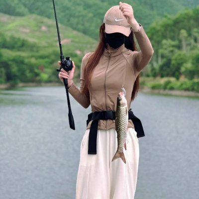 🌈釣りが大好きなので🐠🐟
🌈魚が釣れると、🐠🐟その達成感と喜びにさらにうっとり🐟🐡🐠
🌈釣りが好きな人とつながりたい✨💕
🌈よろしくお願いします☺️
❌投資❌副業❌NG❌