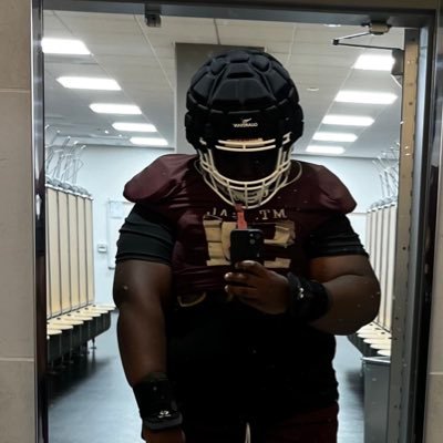 Jfeury0's profile picture. John 15:5 | NG @mtsac | 6’0 330 | Email: johnfeury5827@gmail.com | Phone#: 213-266-1803 | NCAA ID# 2304849830