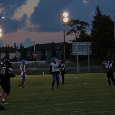 Easton Wolfgramm
OLB/HB/ATH| |C/o 2027| |GPA:4.0|
Email: easton.wolfgramm1@gmail.com
Phone: 321-960-1345