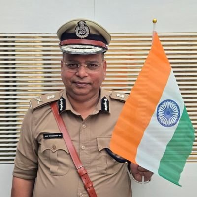 Additional Director General of Gujarat Police, Gifted Abstractionist , Abstract Expressionism , NY School of Abstraction , Next Generation Abstract Painter