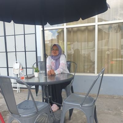 IndraYani142486's profile picture. 