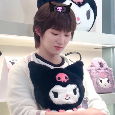 shebabetatar's profile picture. ⠀⠀