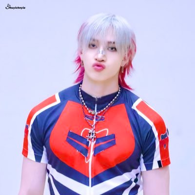 Free 🇵🇸 | k-pop elder 🔞 DNF | skz ot8 🐺🥟biased | multifan raising the next gen multifan as my +1 to all concerts