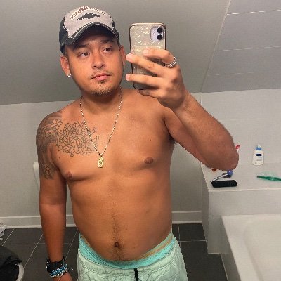 FhnryNr's profile picture. - You dont take care of things, they go bad. #Earfth.
Lovedoes nt wait, nor rush
make sure its worth.failure
rawunfiltered Luuv addict. pb&j 🍦🍒 mkeout? 🥰💋xo