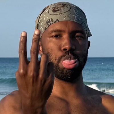 yrngabriel4's profile picture. apreciador de futebol do corinthians e viciado na minha namorada