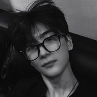 π¦ππ π©ππ (@exchangestvdent) 's Twitter Profile