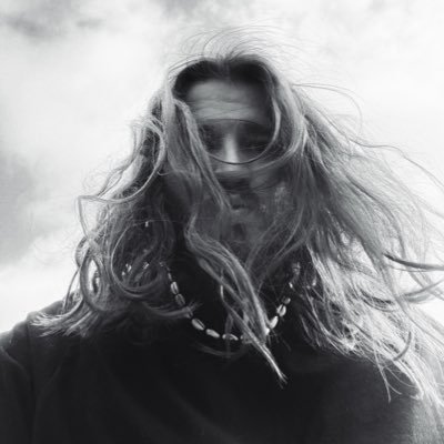 tanarouge's profile picture. ⊙ sonic architect