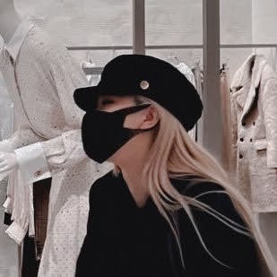 Fan account | I came back for @BLACKPINK 🤫 🐿️ | I love other artists