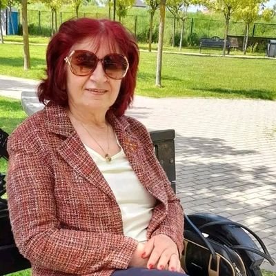 Para todas sus necesidades de préstamos de dinero, estamos disponibles