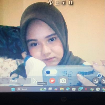 theredxplorer's profile picture. bersatu kita teguh, berdua kita waduhh