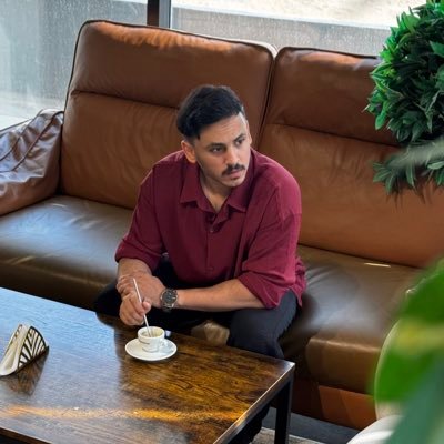 i_HeMo2's profile picture. أحياناً اغرد بما هو عفوي وأحياناً بما يعجبني وأحيانا بما إمتلأ به قلبي فأعذروني إن أخطأت ..اللهم إرحم ميتاً ذكراه تبكيني ( E-commerce sales coordinator👨🏻‍💻)