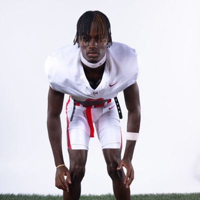 2026 6'3 176 lbs 3-Sport Athlete 🏈DB/WR🏀👟Track High Jump (6’10)#1 in MS| GPA: 4.0 email: elijahmorey15@gmail.com //www.hudl.com/v/2QdUF9