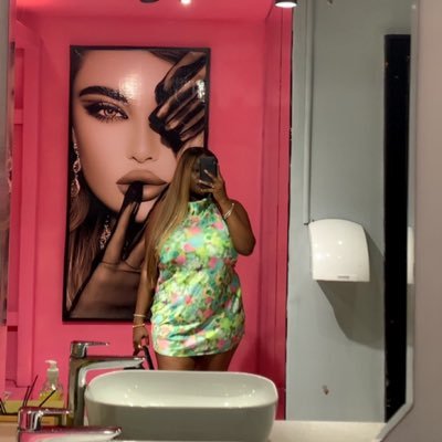 MbuaorMM's profile picture. bon vivant