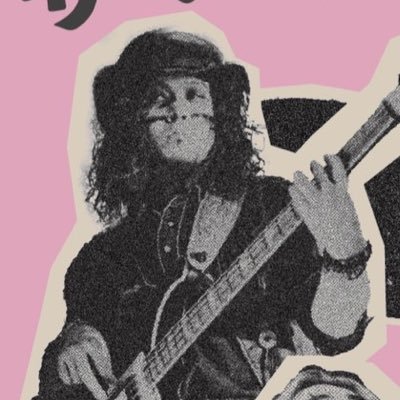 THE BARIUM PILLZ(@thebariumpillz)ベース。ライブ中はヅラです。2025年12/26(金)に難波Meleでワンマンします。前売り予約は俺に連絡またはバンドメンバー誰かに連絡、ライブ会場の物販にて前売りチケット購入など色々な手段があります。