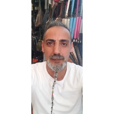 Kalbiniz güneşse, size aşktan öte aydınlık yoktur......♥