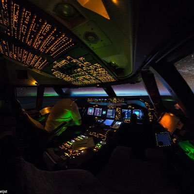 Linusthuita's profile picture. Football. Aviation. ⚽️🧠✍🏽