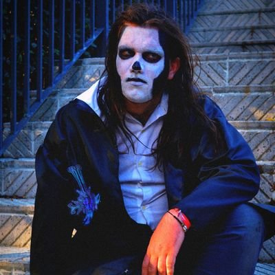 20 years
Guitarrista
Cosplayer o eso intento
profe del futuro, alumno del presente
Yapper semi profesional de Ghost
Y más...
Pfp by Kurisudraws on Vgen