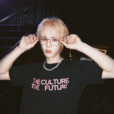 KsVhdv35pk65115's profile picture. 