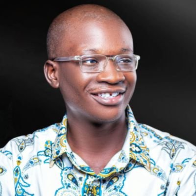 Sirokwucreative's profile picture. Graphic Designer 🎨 | Design Coach 📚 | Helping Brands Stand Out 🚀 | 📌 Founder – Sirokwubest Creative Studio 
📩 Open for bookings