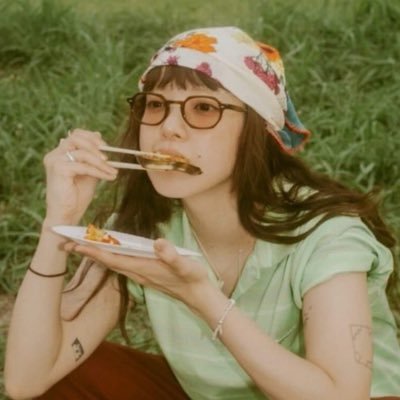 cyberclo99's profile picture. 인권, 일상 사진, 밴드, 건강식에 관심 많고 술은 줄일거임