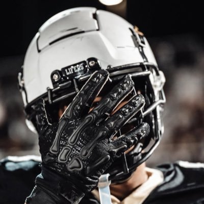 RB |📍Cesar Chavez High | c/o 2026 | 5’11” | 190lbs | IG: @JBeastn_ | Dad: James (510) 708-7875 | jmore0523@gmail.com